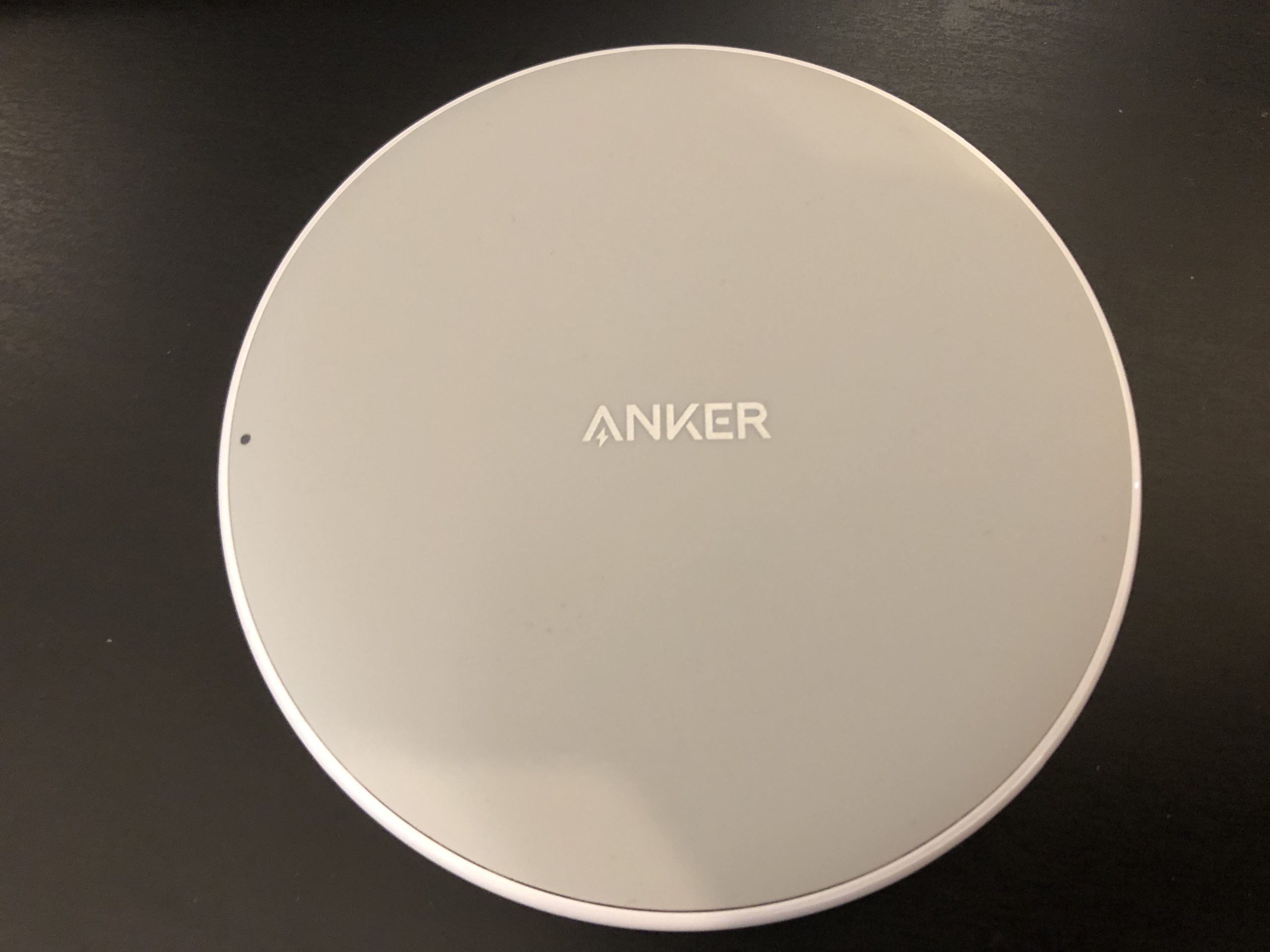 【AnkerPowerWave10Padレビュー】コスパが良いパッド型のワイヤレス充電器【初めてのワイヤレス充電に】